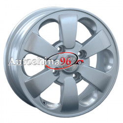 Replay Renault (RN37) 5.5x14/4x100 D60.1 ET45 Silver