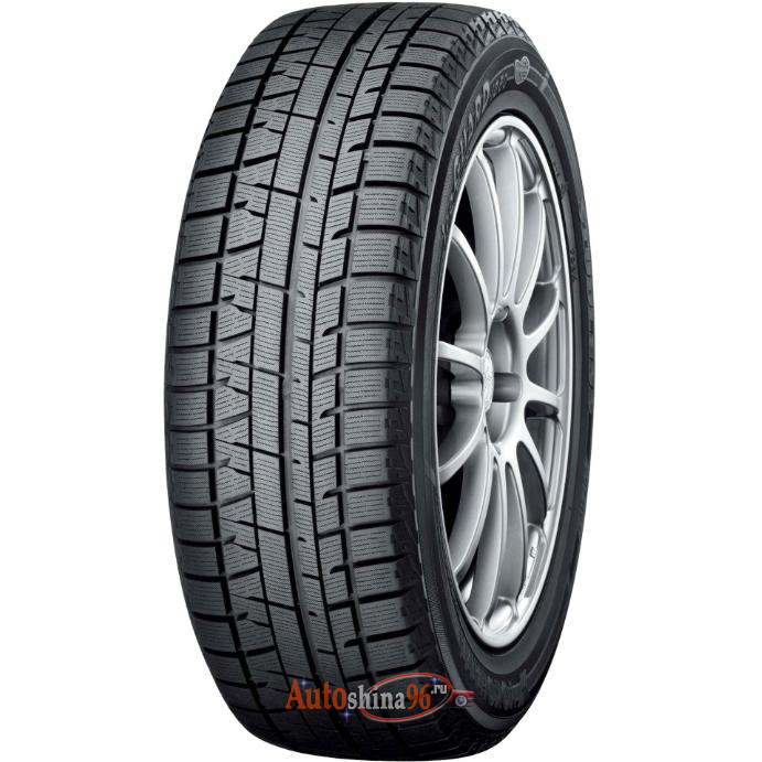 Yokohama iceGuard Studless iG50 215/65 R16 98Q